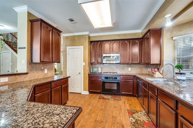 Building Photo - 10025 Wyndbrook Dr
