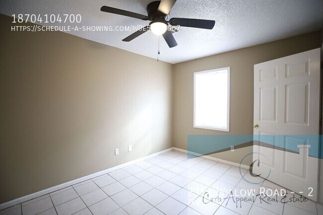 Building Photo - 2314 Willow Rd