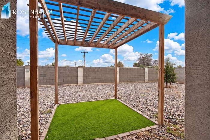 Building Photo - 719 N Havasupai Ln