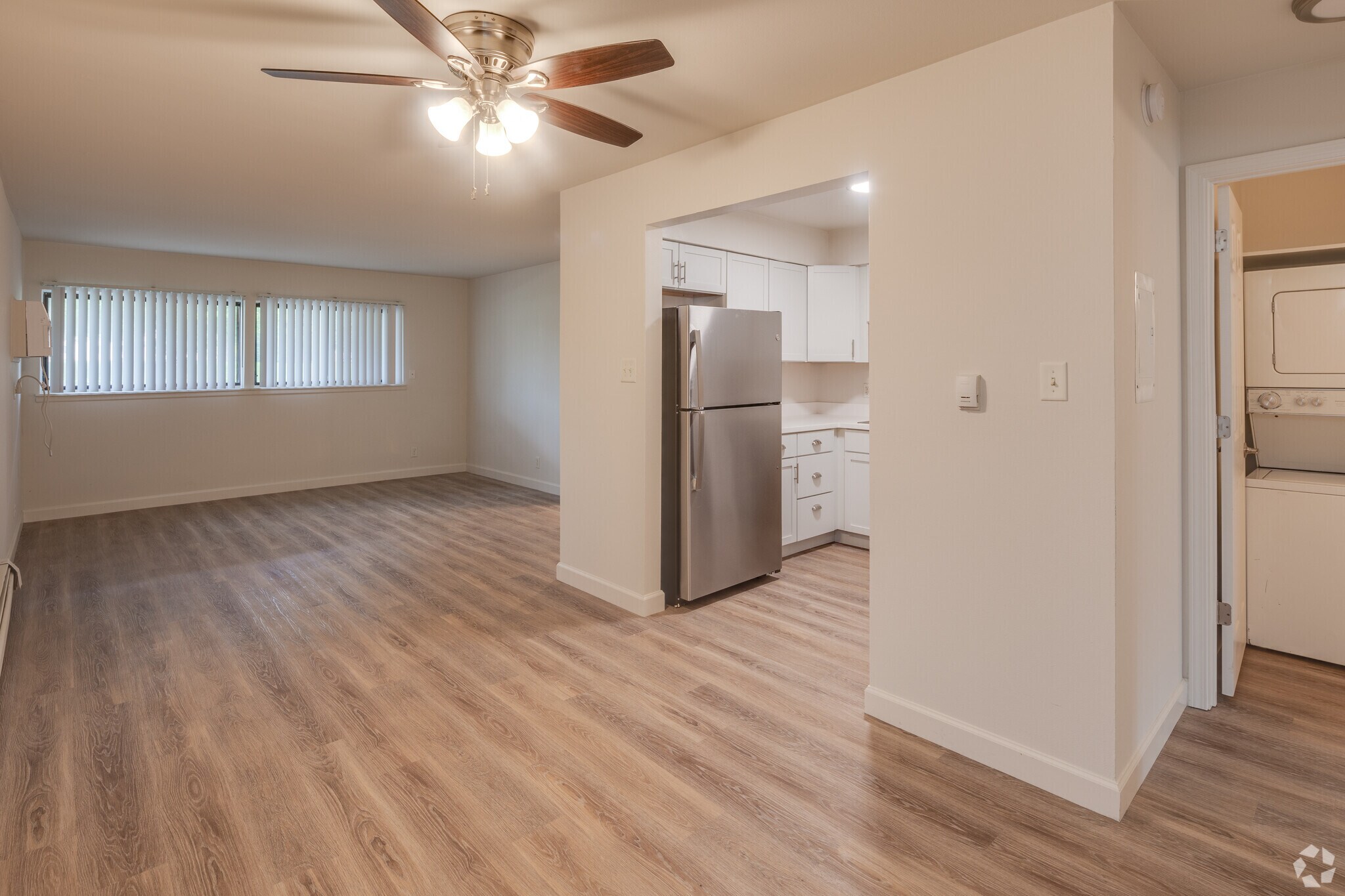 1BR, 1BA - 625 SF - Village West Apartments