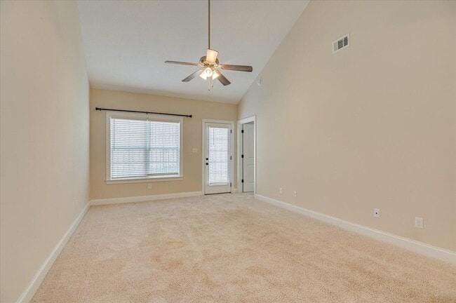 Building Photo - 733 Leela Ct
