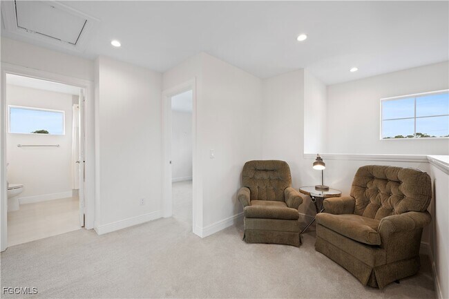 Building Photo - 3148 Cottage Grove Ave