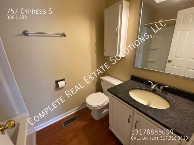 Building Photo - 757 Cypress S