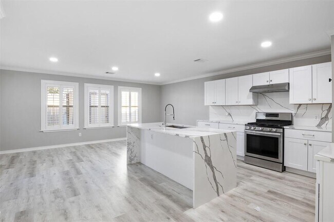 Building Photo - 12050 Mallard Stream Ct