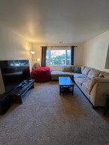 Building Photo - 3125 Sayre Dr