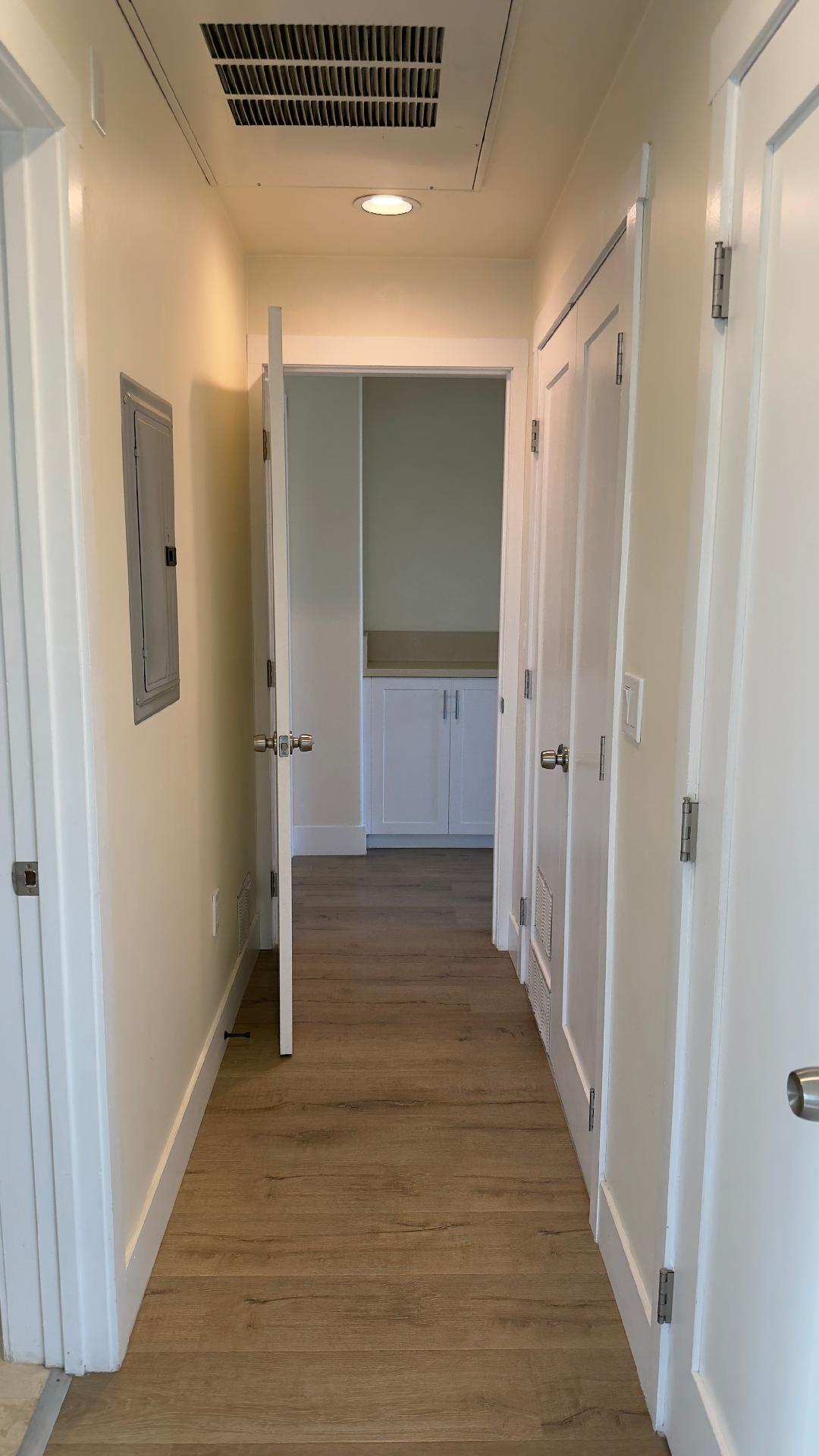 Hallway to bedroom - 3763 Sawtelle Blvd