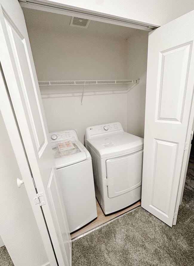 Building Photo - 202 Mashell Ave S