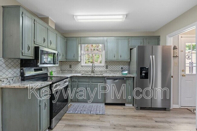 Building Photo - 547 Pheasant Run Dr