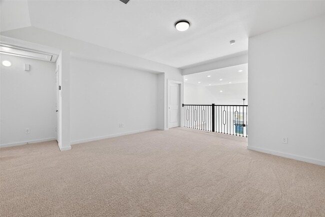 Building Photo - 3238 Kindred Wy