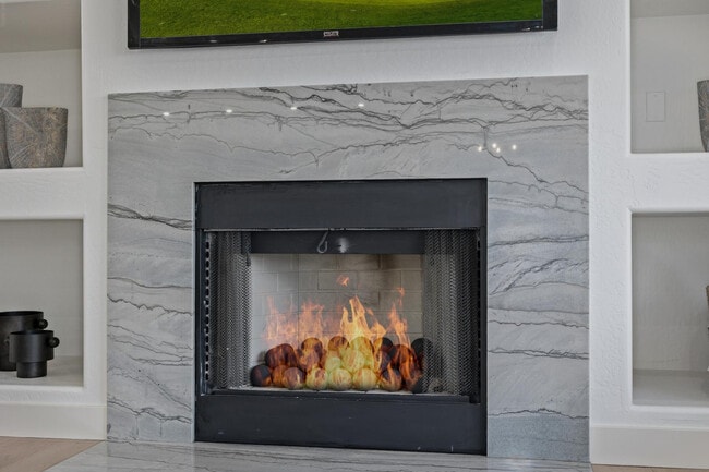 Building Photo - 7152 E Night Glow Cir