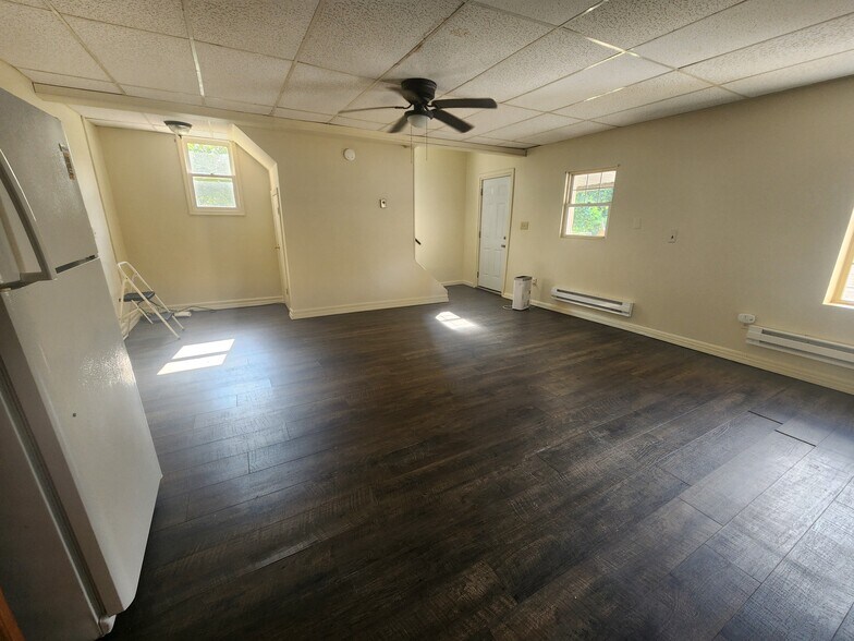 Building Photo - 122 Highland Dr