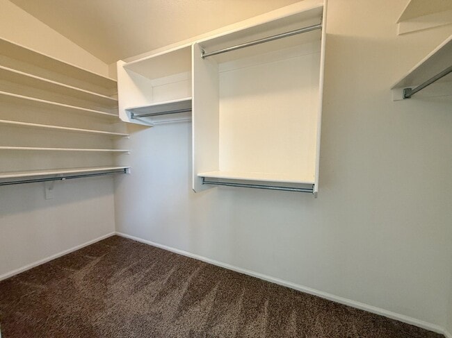 Building Photo - 4802 W Fawn Dr