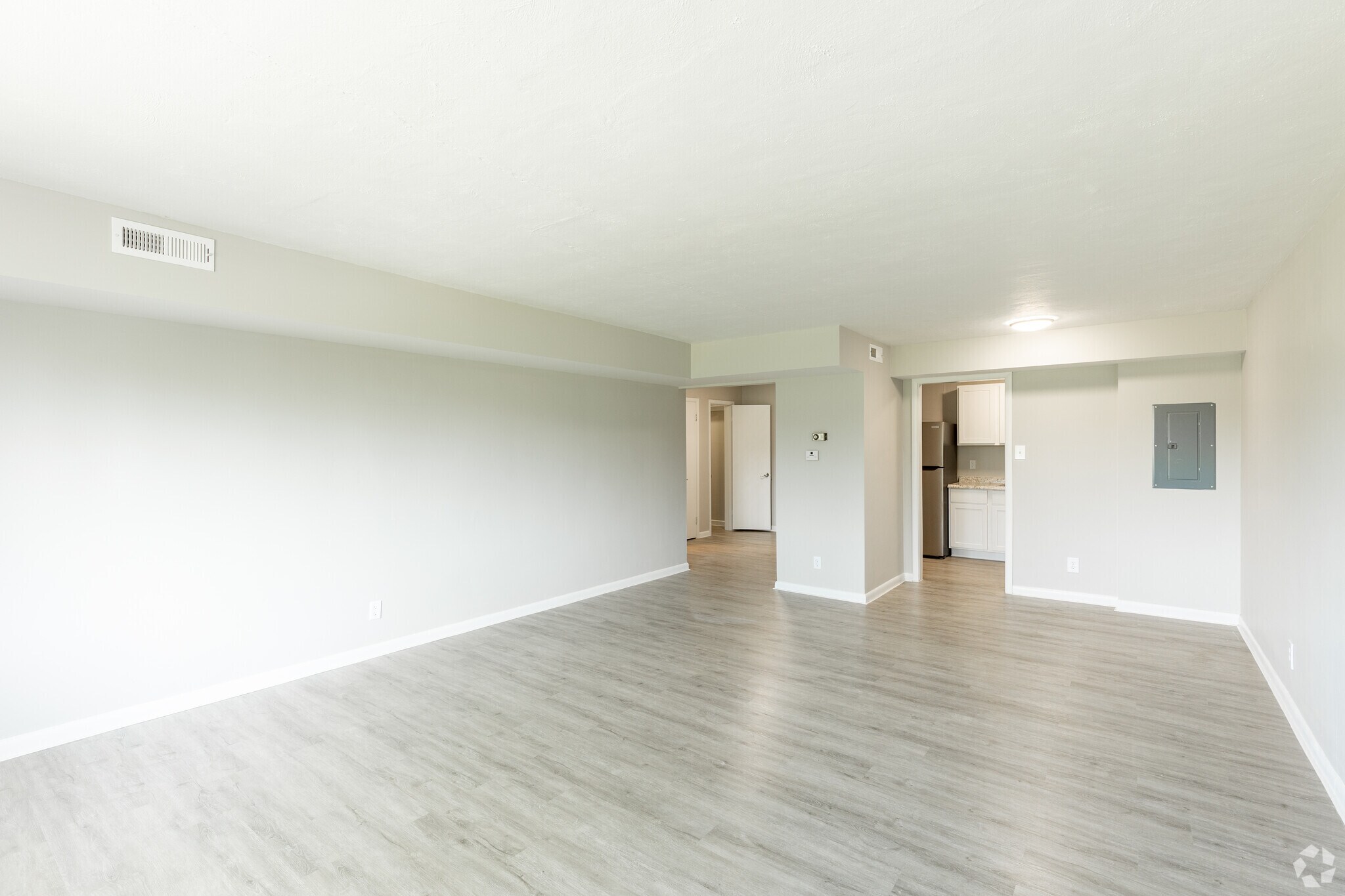 Riverside Apartments 2112 Riverside Dr Richmond VA 23225 Apartment