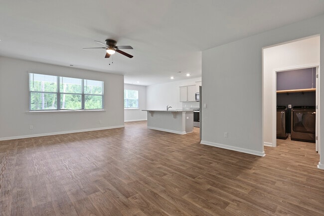 Building Photo - 217 Wedge Cir