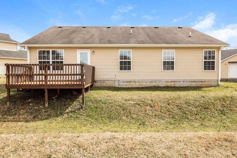 Building Photo - 1102 Nahanee Ct
