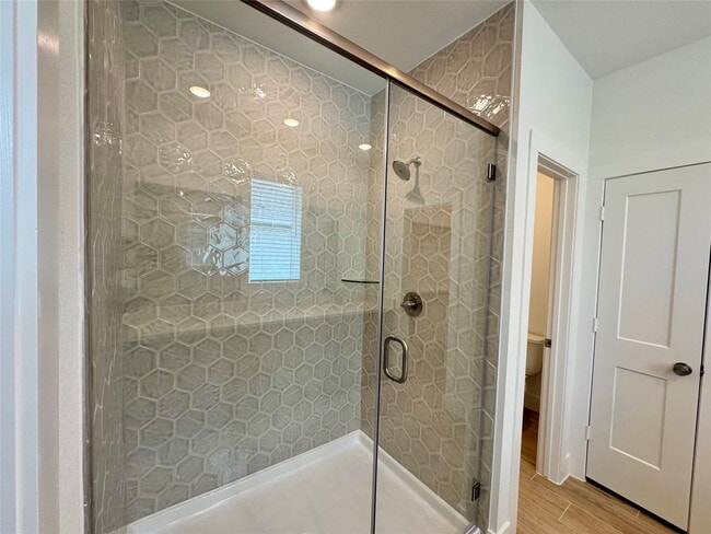 Building Photo - 1210 Shaded Rock Dr