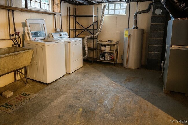 Building Photo - 2650 Eggert Rd