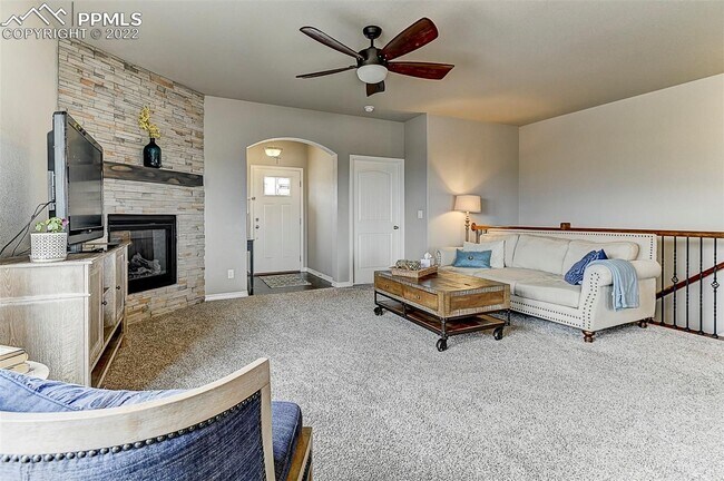 Building Photo - 5 BED, 3 BATH, 3 CAR!! Amazing location in Monument, INCREDIBLE views!