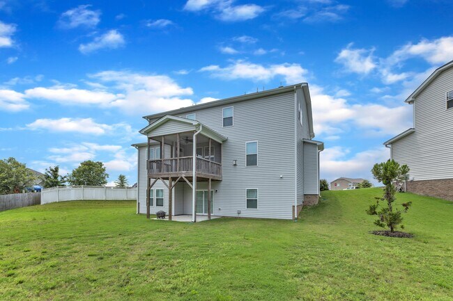 Building Photo - 4701 Kia Dr