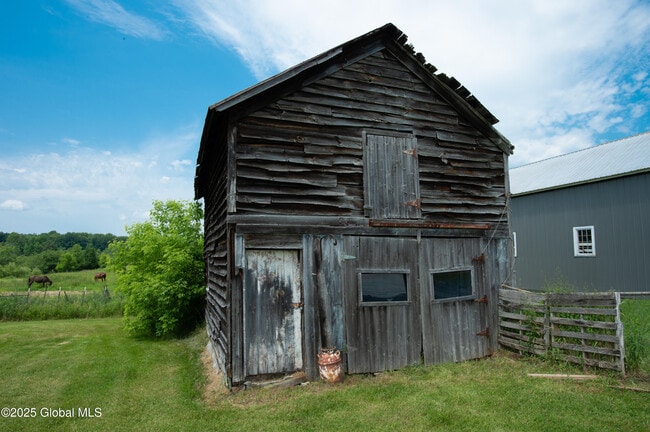 Building Photo - 798 NY-29