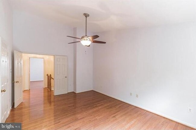 Building Photo - 5520 Jowett Ct