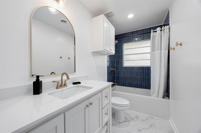 Building Photo - 1212 Caddell Ln