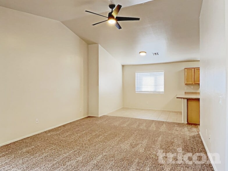 Building Photo - 23141 W Ashleigh Marie Dr