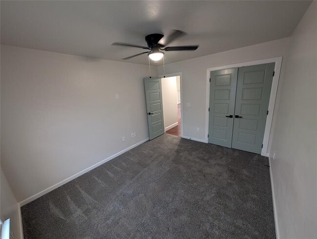 Building Photo - 405 NW 115th St