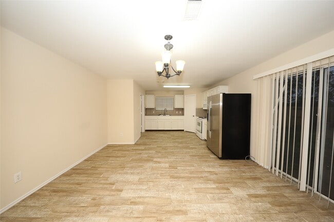 Building Photo - 12620 Rio Bravo St