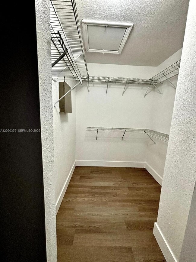 Building Photo - 3514 W 76th St