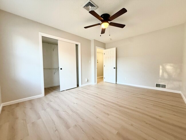 Building Photo - 1063 Tacoma St