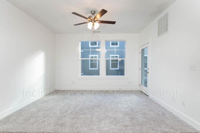 Building Photo - 323 W 435 N