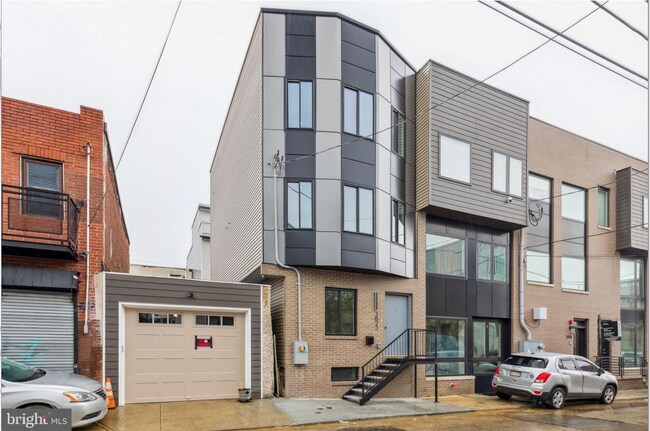 Building Photo - 2023 N Reese St