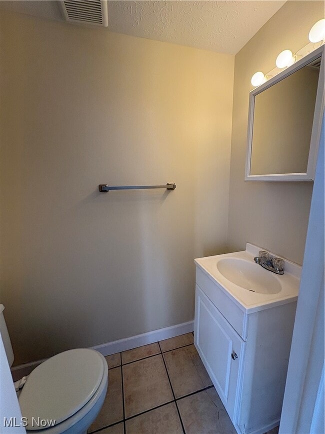 Building Photo - 2398 Echo Valley Dr