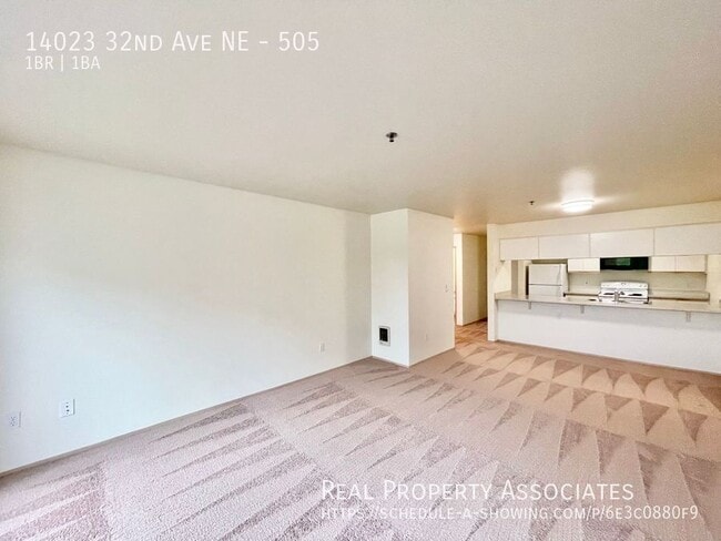 Building Photo - 14023 32nd Ave NE