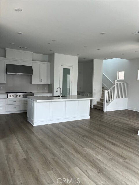 Building Photo - 136 Seep