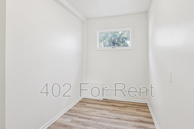 Building Photo - 1056 S 29th St