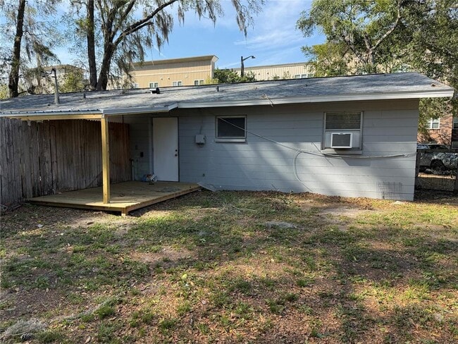 Building Photo - 3801 SW 17th Pl