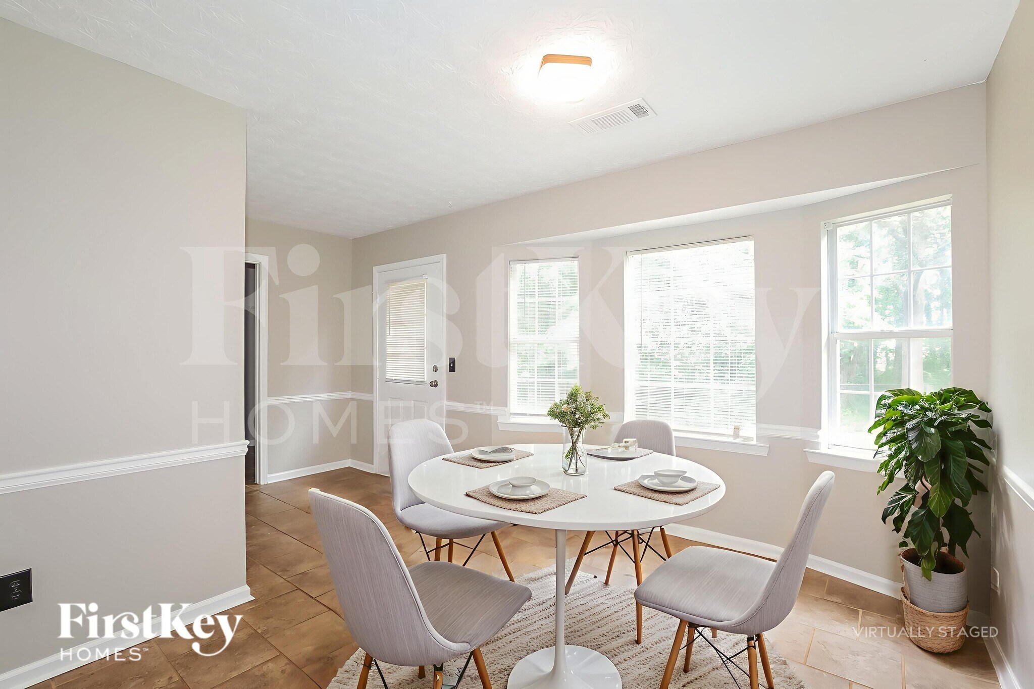 Building Photo - 270 Countryside Ln