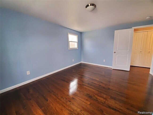Building Photo - 15596 Nola Cir