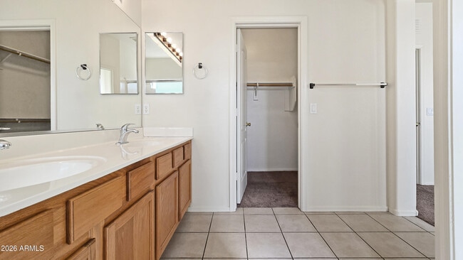 Building Photo - 12519 W Campina Dr