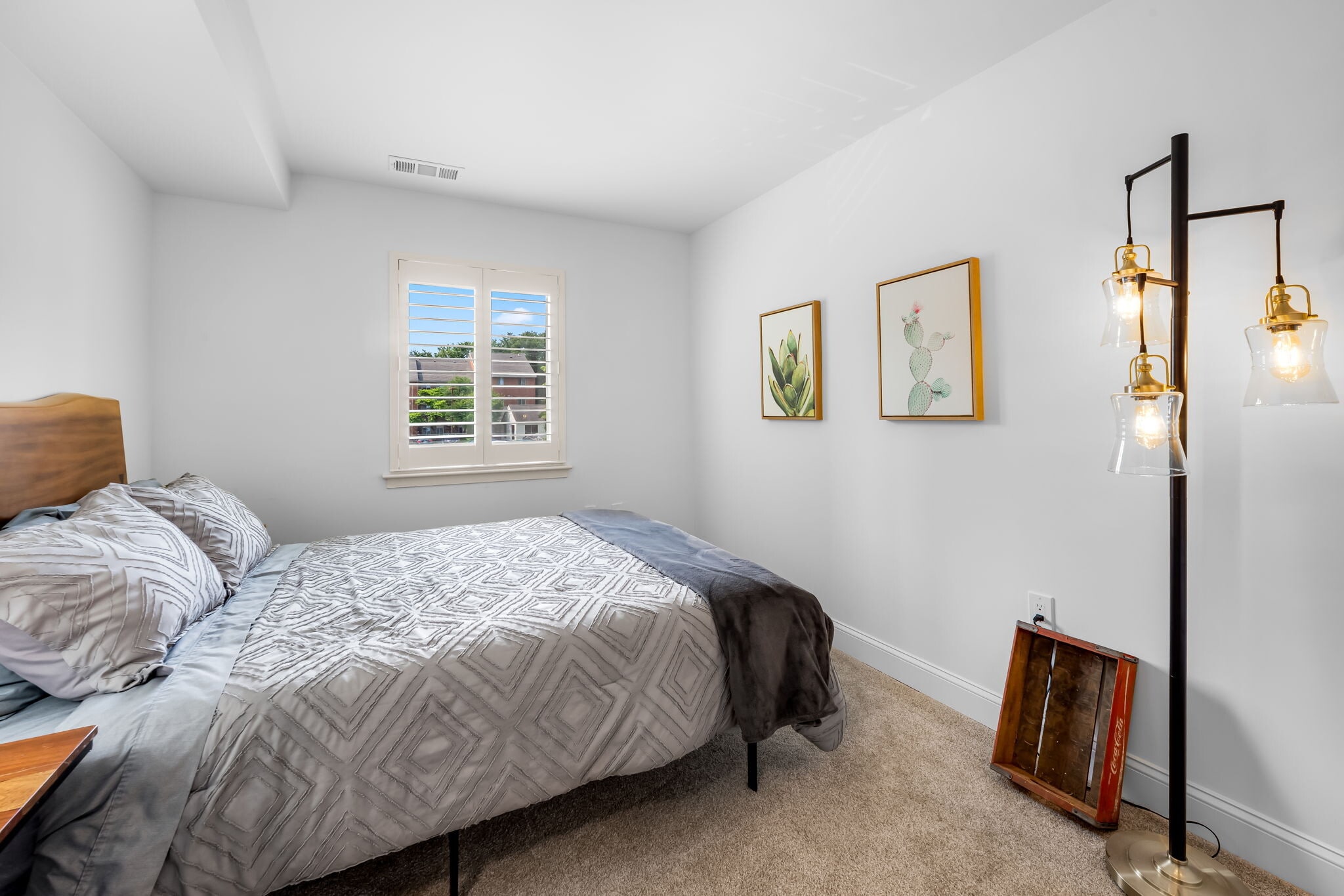 Building Photo - 21 Andrew Pl