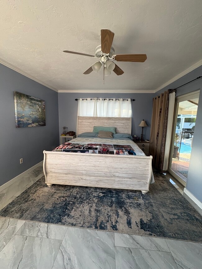 Building Photo - 260 Bermuda Rd