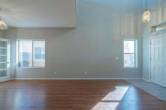 Building Photo - 7398 W River Rim Pl