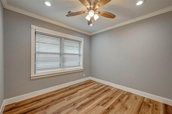 Building Photo - 4038 Cheena Dr