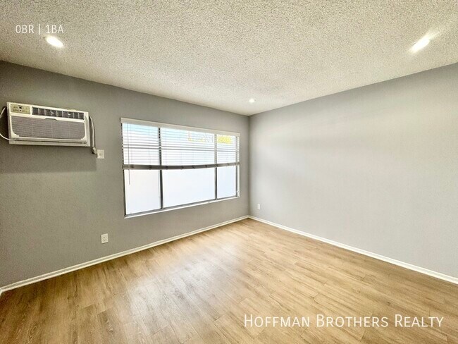 Building Photo - 12311 Burbank Blvd