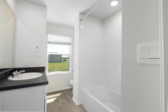 Building Photo - 205 Varner Way