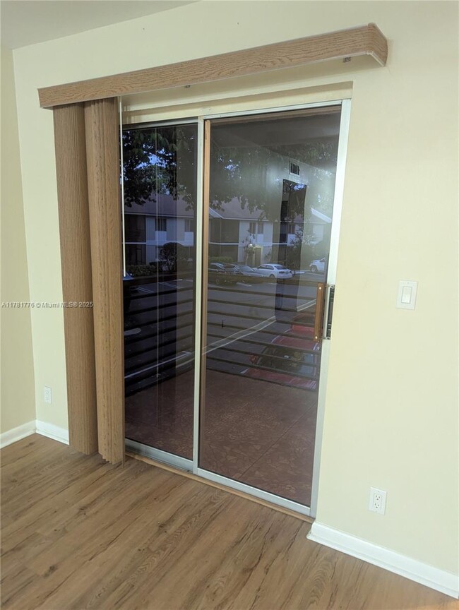 Building Photo - 703 Gardens Dr
