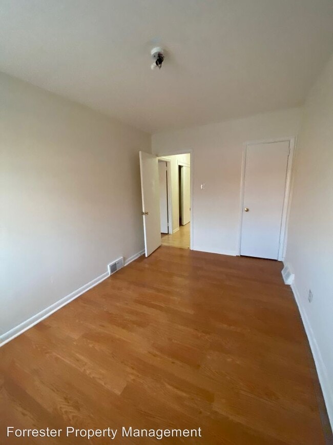 Building Photo - 4039 Balwynne Park Rd
