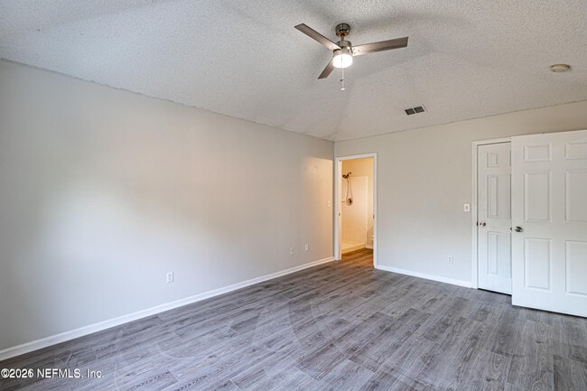 Building Photo - 286 Main St